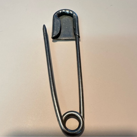 Coral And Turquoise; Large Embellished Pin - Picture 4 of 4